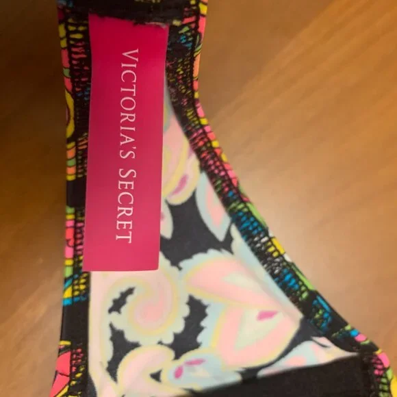 Bandeau Bikini Top with removable straps (NWOT) - Picture 5 of 8